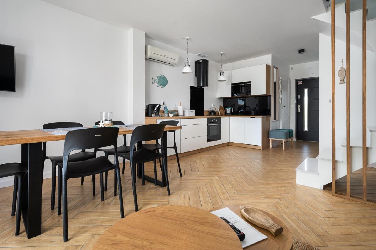 Villa Apartdomek41 Morska Przystan - Prestiz Dla Wymagajacych à Jastrzębia Góra Extérieur photo